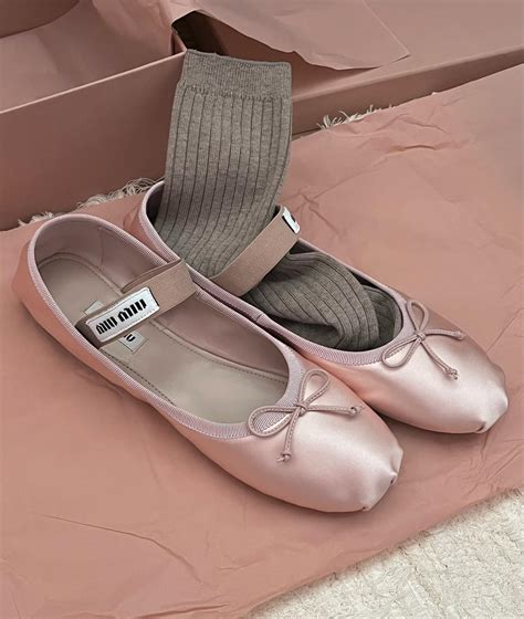 miu miu flats 